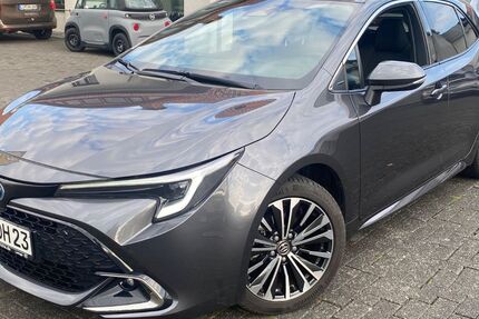 Toyota Corolla 14.000 km 25.800 € Detmold 32758