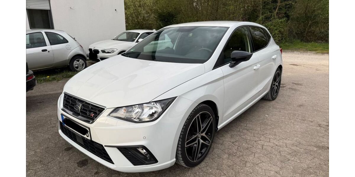 Seat Ibiza 58.000 km 13.990 &euro; Detmold 32758