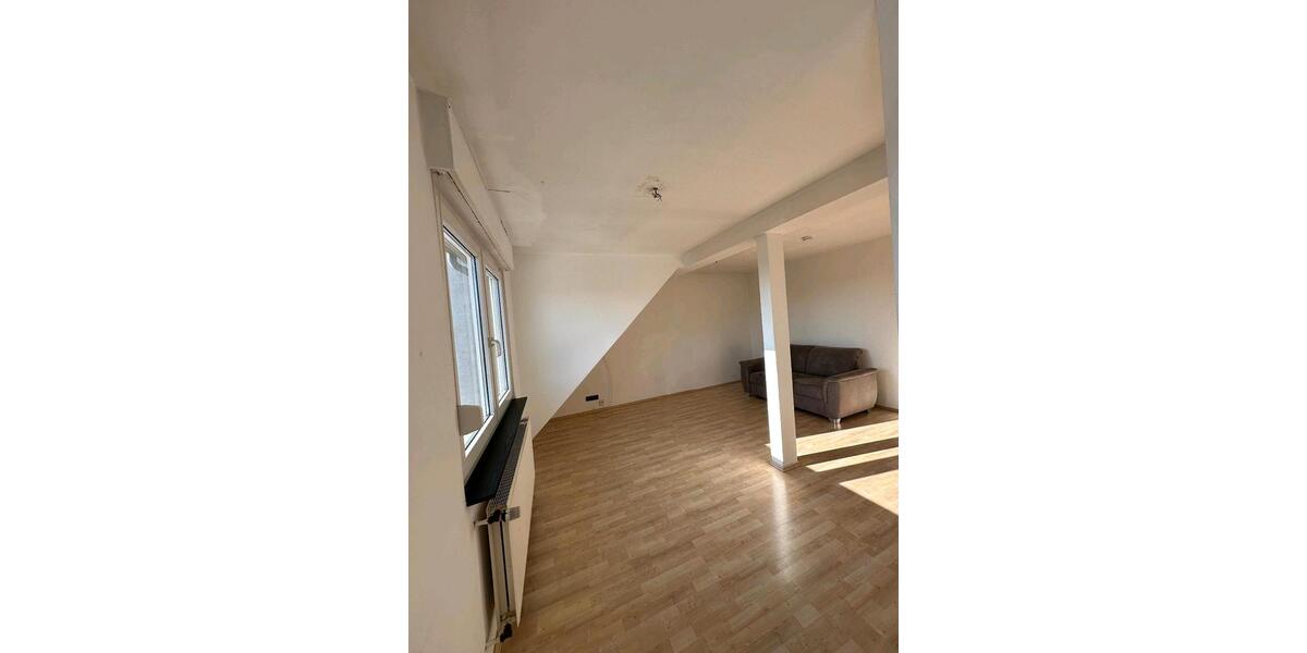 Dachgeschoßwohnung Lippstadt Garfeln - 2 Zimmer, 60 m&sup2;, 550&euro; | Angebot:26272557