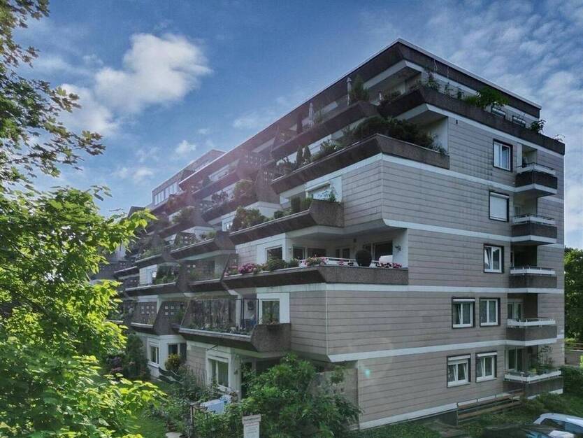 Exklusive Eigentumswohnung mit Swimmingpool & Sauna 4 zimmer