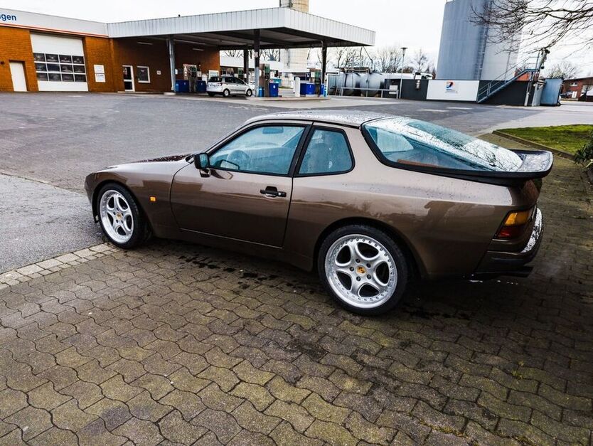 944