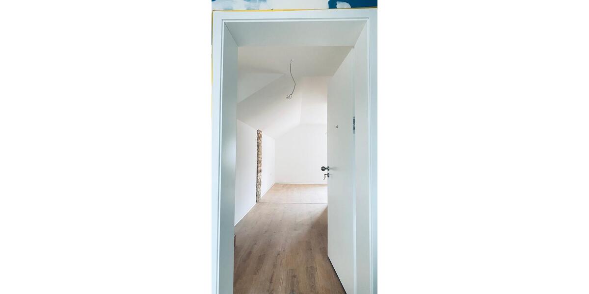 Dachgeschoßwohnung Paderborn - 2 Zimmer, 76 m&sup2;, 1.088&euro; | Angebot:26676318