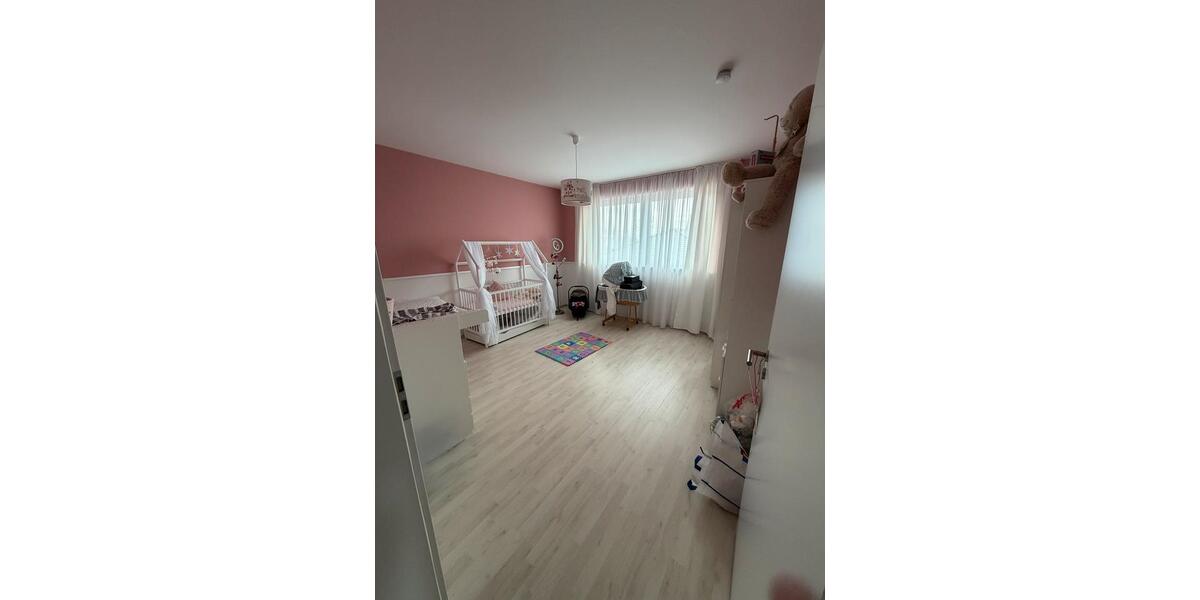 Doppelhaushälfte Rietberg - 4 Zimmer, 126 m&sup2;, 1.600&euro; | Angebot:26030236