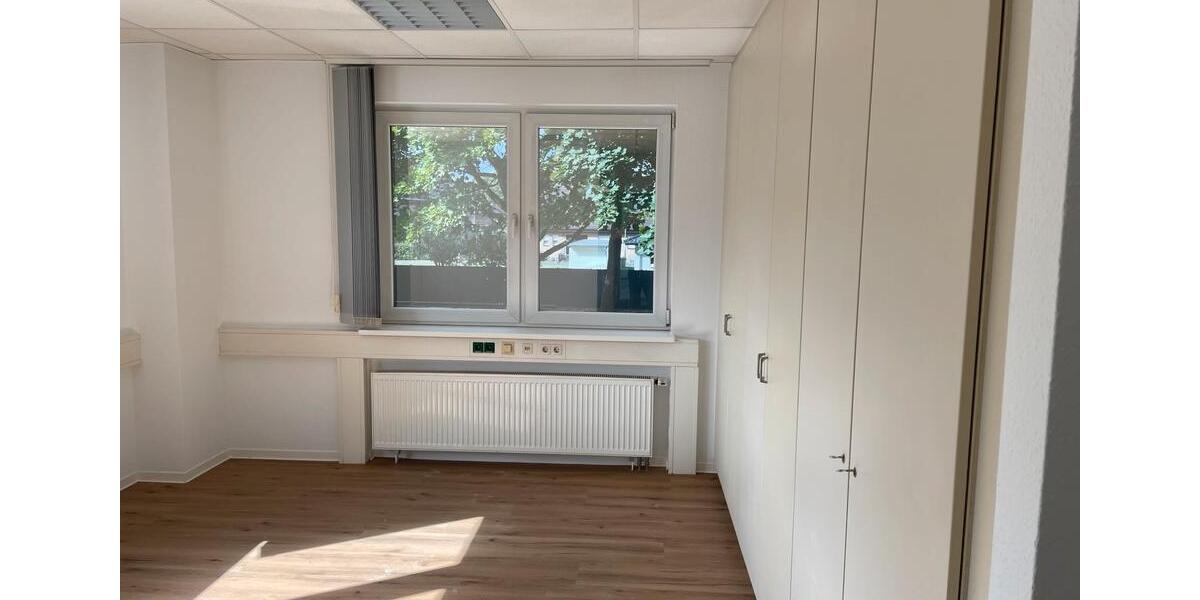 BüroPraxisfläche zu vermieten zimmer