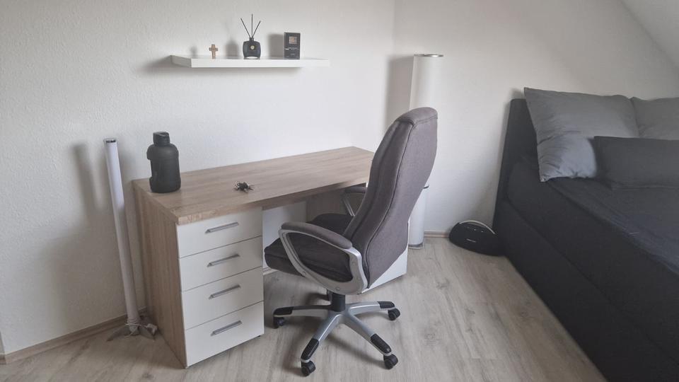 Etagenwohnung Paderborn Neuenbeken - 1 Zimmer, 20 m&sup2;, 227&euro; | Angebot:26651759