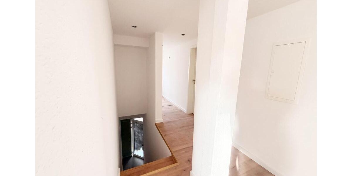 Einfamilienhaus Altenbeken - 8 Zimmer, 167 m&sup2;, 360.000&euro; | Angebot:25978941