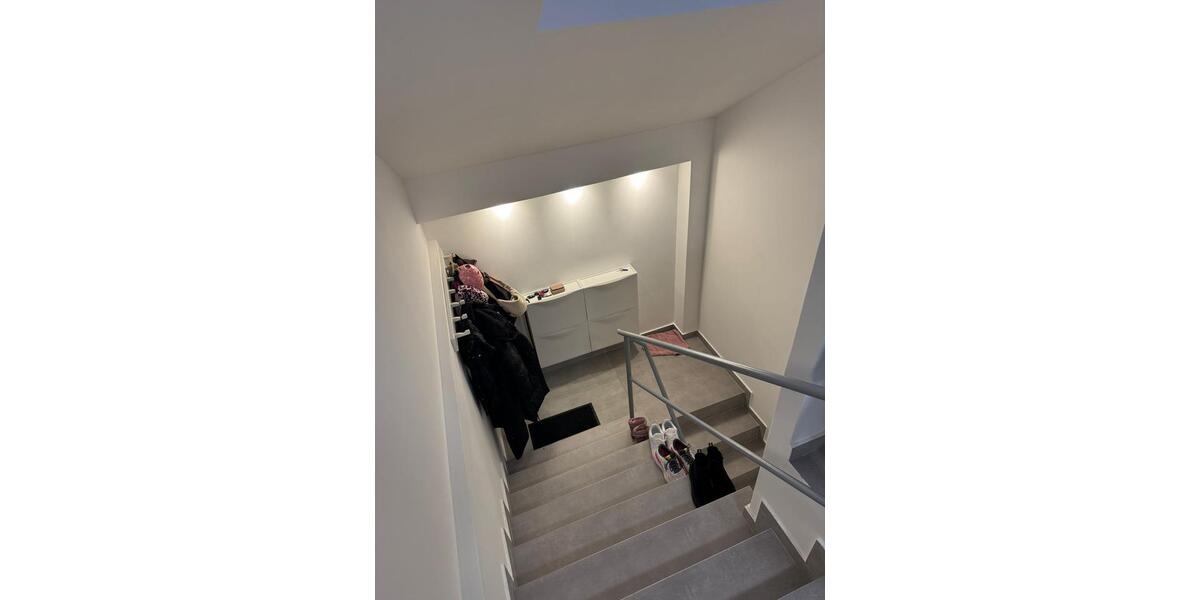 Dachgeschoßwohnung Schlangen - 1.5 Zimmer, 60 m&sup2;, 860&euro; | Angebot:25256366