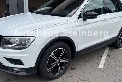 VW Tiguan 82.500 km 18.999 &euro; Oerlinghausen 33813