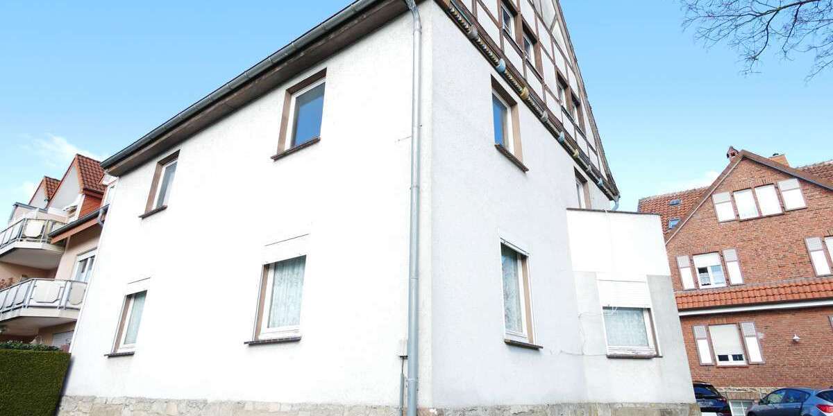 Etagenwohnung Bad Driburg - 6 Zimmer, 140 m&sup2;, 219.000&euro; | Angebot:25530094