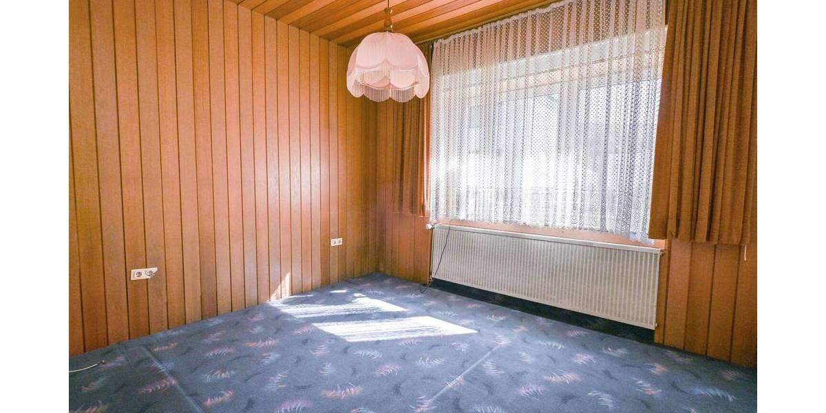 Einfamilienhaus Oerlinghausen - 8 Zimmer, 133 m&sup2;, 265.000&euro; | Angebot:26644191