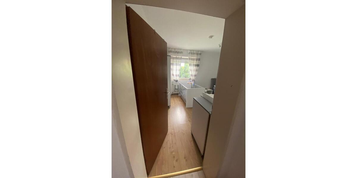 WBS !!!Zentrale Obergeschosswohung in Steinheim 2 zimmer