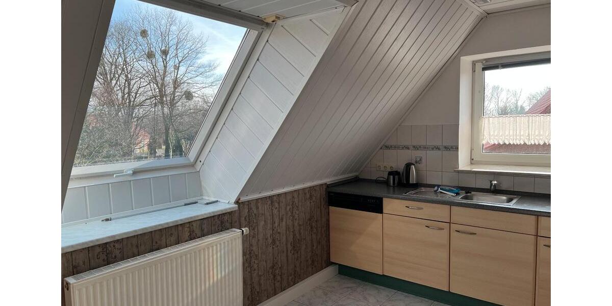 Dachgeschoßwohnung Geseke - 6 Zimmer, 180 m&sup2;, 890&euro; | Angebot:26461476