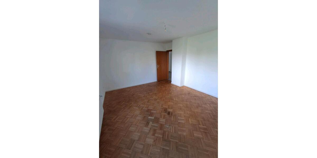 Etagenwohnung Detmold Hakedahl - 3 Zimmer, 62 m&sup2;, 746&euro; | Angebot:26405958