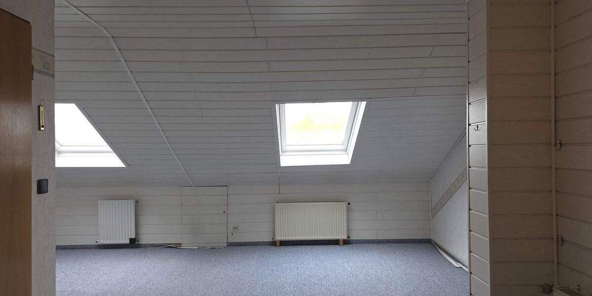 *Charmantes Reihenmittelhaus mit Potenzial in begehrter Lage von Elsen* 4 zimmer