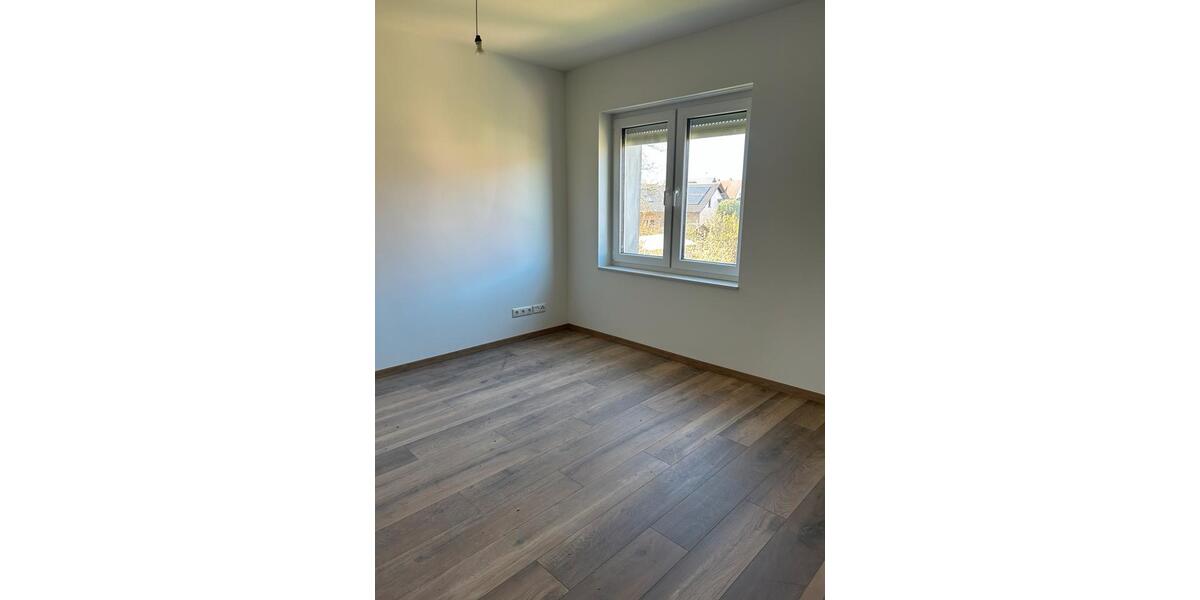 Erdgeschoßwohnung Borchen - 4 Zimmer, 100 m&sup2;, 1.100&euro; | Angebot:27551990