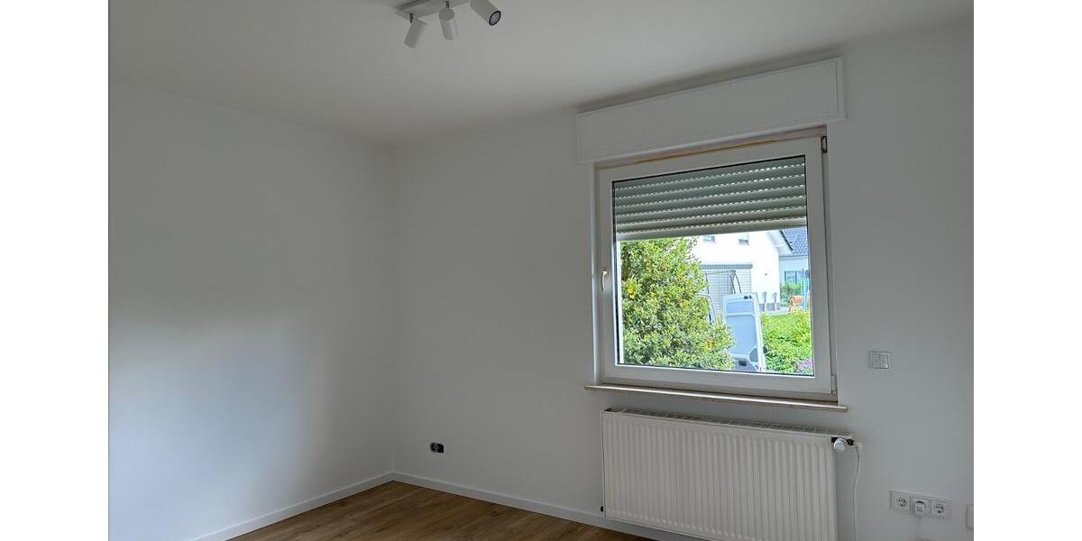 Erdgeschoßwohnung Delbrück - 4 Zimmer, 125 m&sup2;, 1.200&euro; | Angebot:26491257