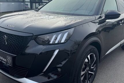 Peugeot 2008 53.000 km 19.990 &euro; Detmold 32758