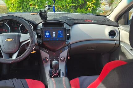 Chevrolet Cruze 180.000 km 4.200 € Detmold 32756