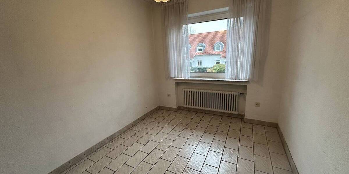 Einfamilienhaus Steinheim - 6 Zimmer, 262 m&sup2;, 315.000&euro; | Angebot:26379441
