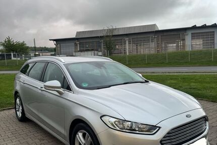 Ford Mondeo 248.000 km 5.300 &euro; Horn-Bad Meinberg 32805