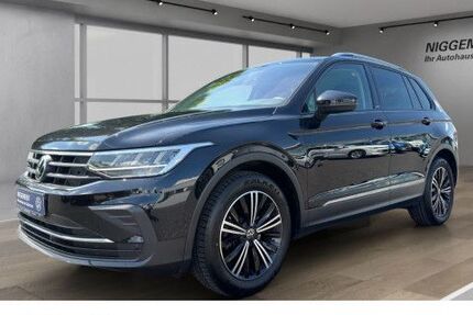 VW Tiguan 97.501 km 23.590 &euro; Salzkotten 33154
