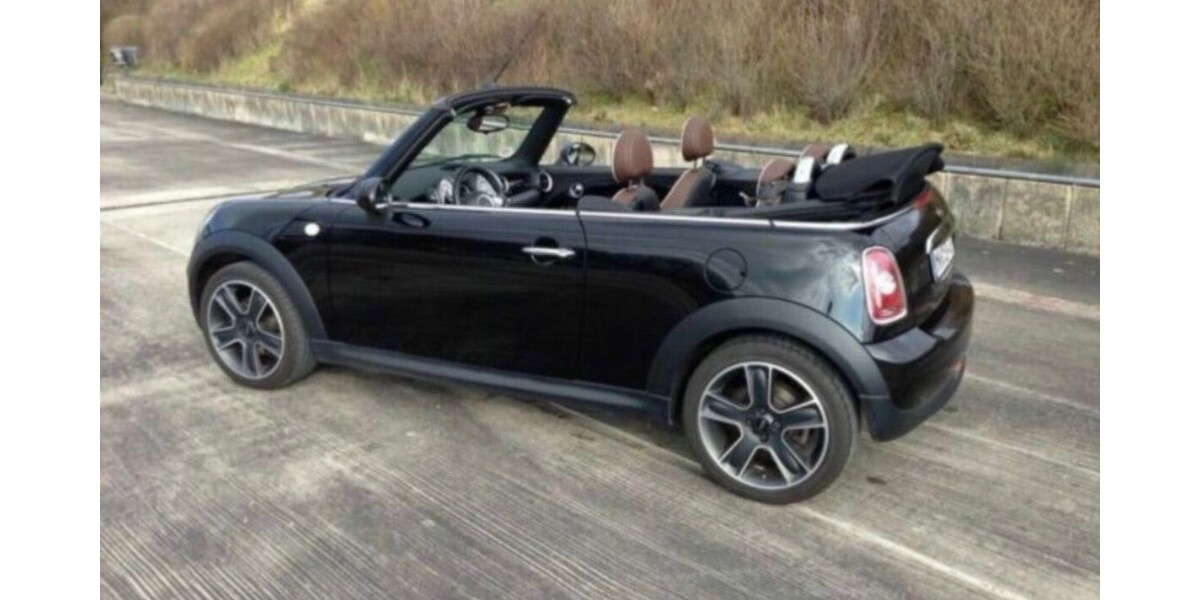 BMW Mini Cabriolet 105.000 km 9.400 € Horn-Bad Meinberg 32805