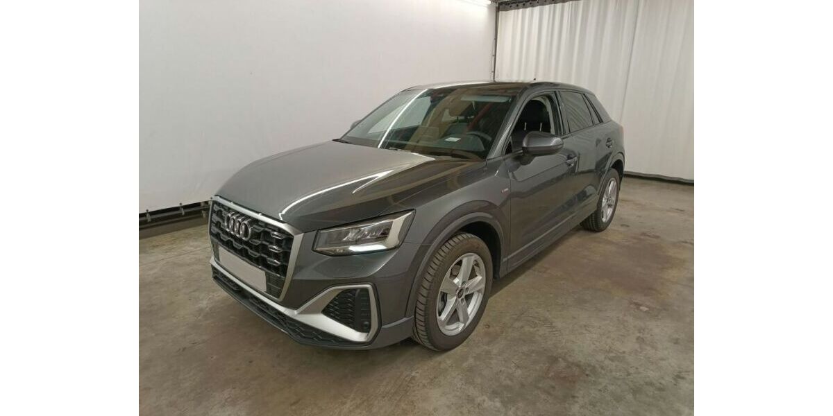 Audi Q2 13.300 km 28.390 &euro; Paderborn 33100