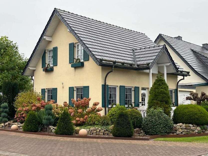 Haus zum Kaufen in Hövelhof 349.000 € 106 m²