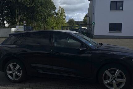 Audi e-tron 66.000 km 29.950 &euro; Paderborn 33106