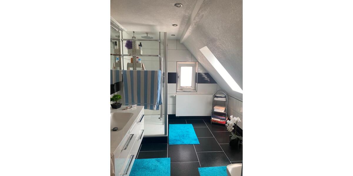 Reihenhaus Detmold - 8 Zimmer, 175 m&sup2;, 395.000&euro; | Angebot:26624358