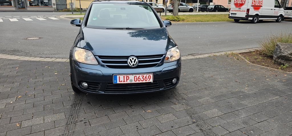 VW Golf 137.904 km 4.750 € Detmold 32756