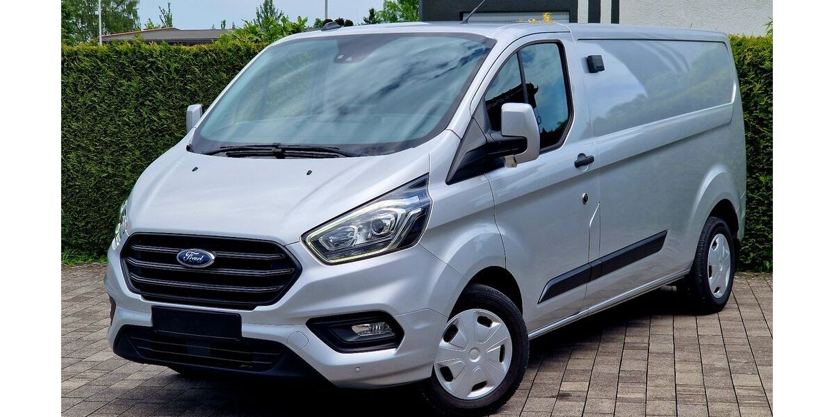 Ford Transit Custom 110.000 km 17.999 &euro; Bad Lippspringe 33175