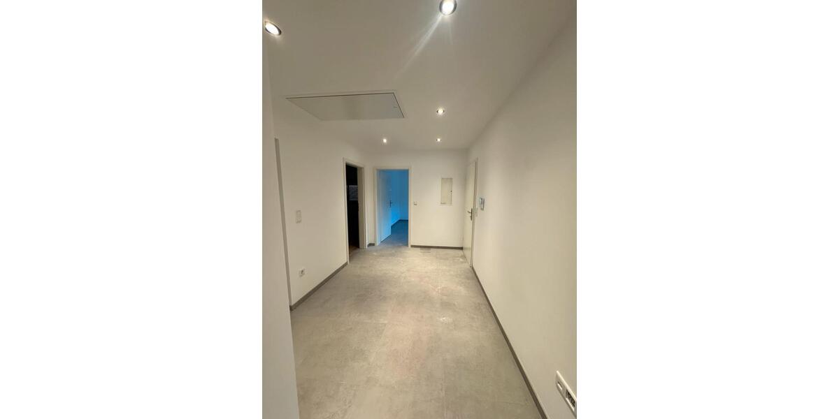 Etagenwohnung Schlangen - 4 Zimmer, 120 m&sup2;, 1.350&euro; | Angebot:27535700