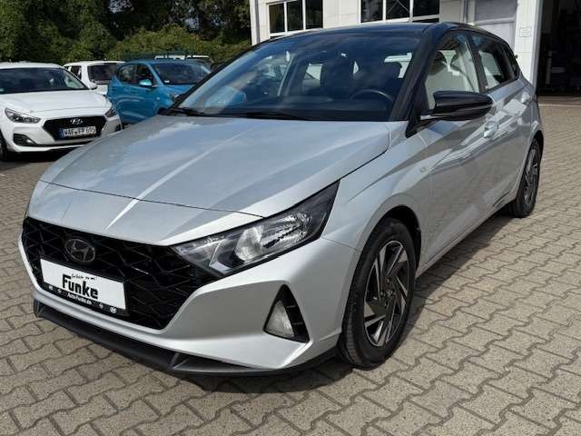i20