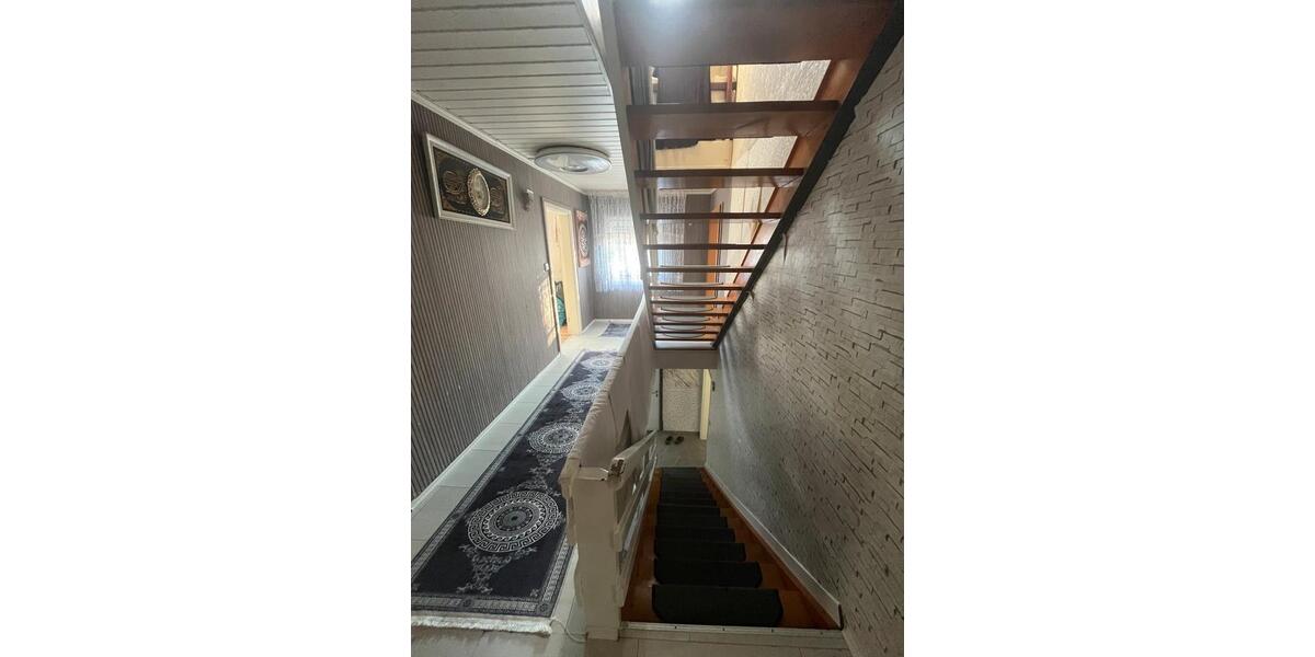 Einfamilienhaus Willebadessen - 9 Zimmer, 174 m&sup2;, 98.000&euro; | Angebot:26822012