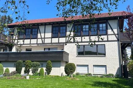 Haus Bad Driburg - 12 Zimmer, 430 m&sup2;, 698.000&euro; | Angebot:22989078