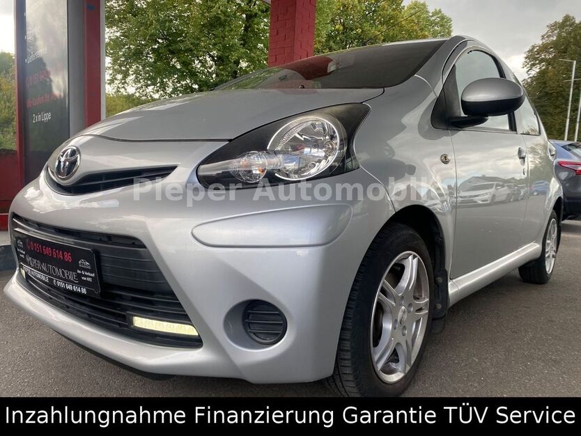 Toyota Aygo (X) 100.000 km 4.890 € Oerlinghausen 33813