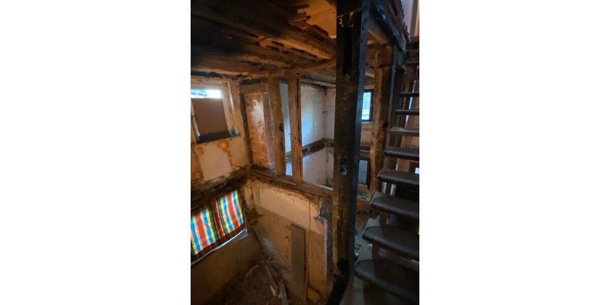 Mehrfamilienhaus, Wohnhaus Brakel - 6 Zimmer, 125 m&sup2;, 65.500&euro; | Angebot:25844801