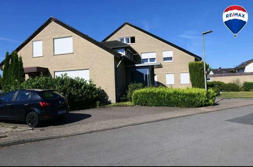 Haus zum Kaufen in Bielefeld 799.900 € 515 m²