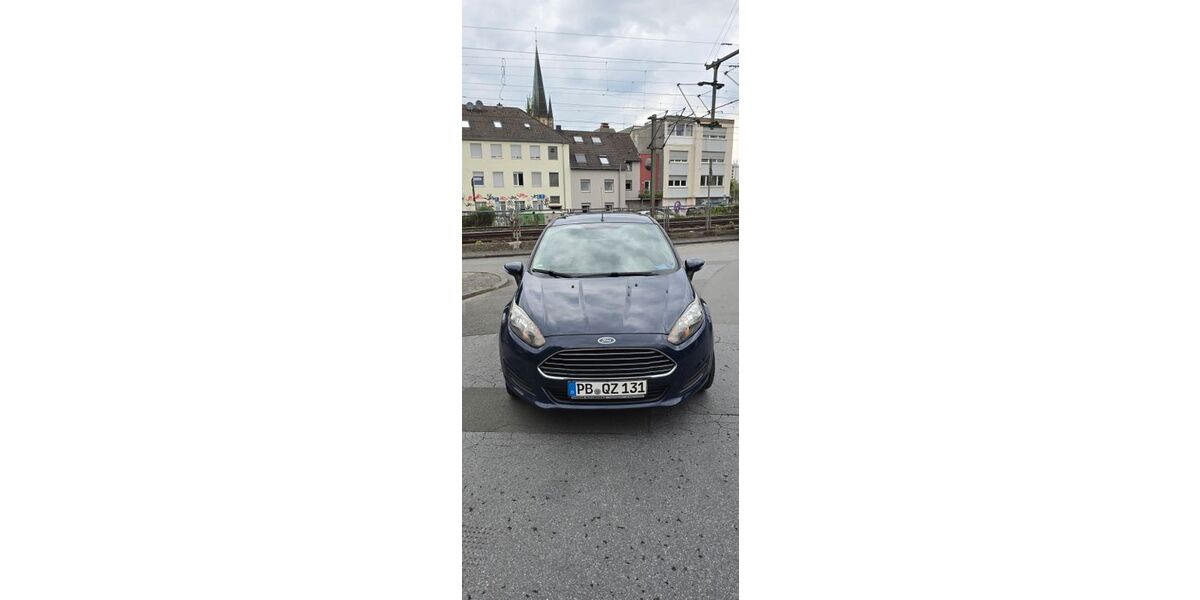 Ford Fiesta 166.000 km 2.800 &euro; Paderborn 33098