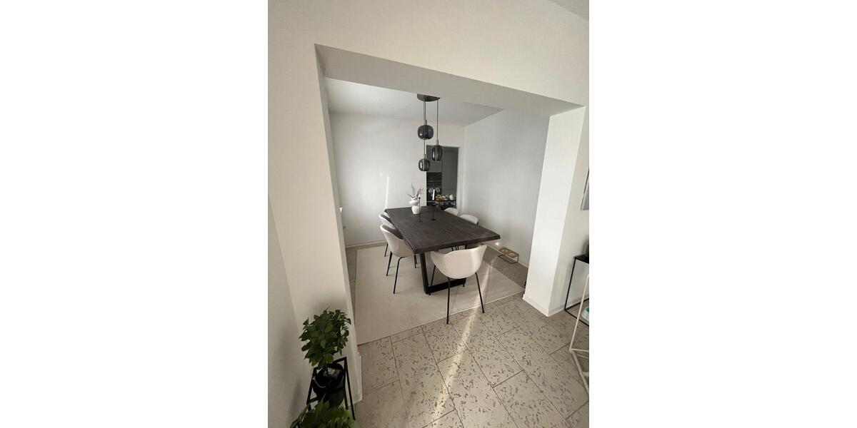 Mehrfamilienhaus, Wohnhaus Horn-Bad Meinberg Bad Meinberg - 7 Zimmer, 170 m&sup2;, 279.000&euro; | Angebot:25994810