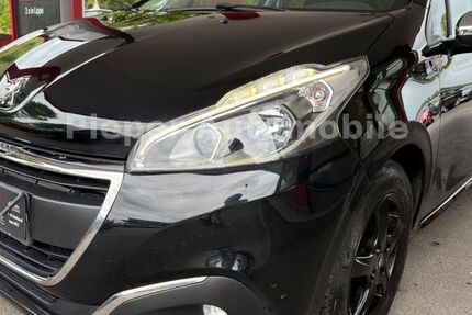 Peugeot 208 94.000 km 6.990 &euro; Oerlinghausen 33813