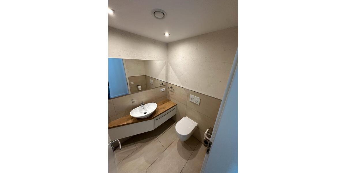 Einfamilienhaus Detmold - 3 Zimmer, 142 m&sup2;, 1.470&euro; | Angebot:26223551