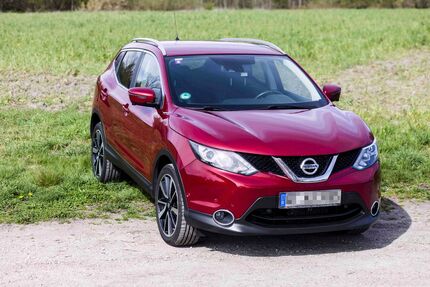 Nissan Qashqai 120.800 km 6.999 &euro; Rietberg 33397