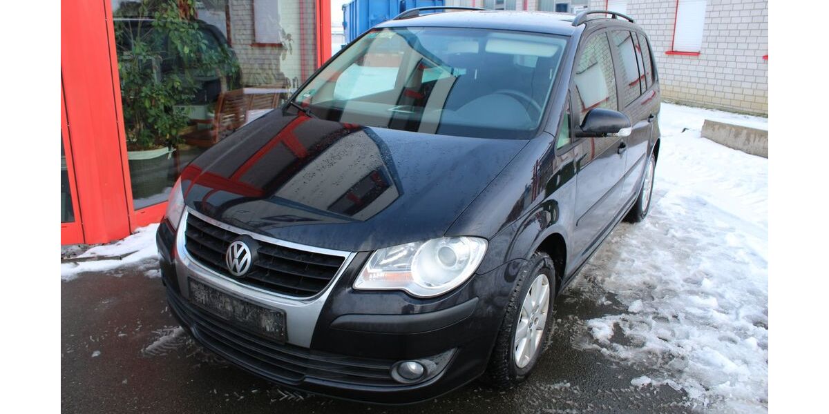 VW Touran 235.689 km 2.250 &euro; Bad Wünnenberg-Haaren 33181