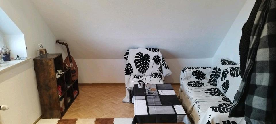Etagenwohnung Paderborn Neuenbeken - 1 Zimmer, 40 m&sup2;, 400&euro; | Angebot:26267465