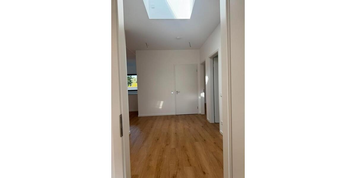 Einfamilienhaus Schloß Holte-Stukenbrock Stukenbrock - 6 Zimmer, 264 m&sup2;, 3.200&euro; | Angebot:27541538