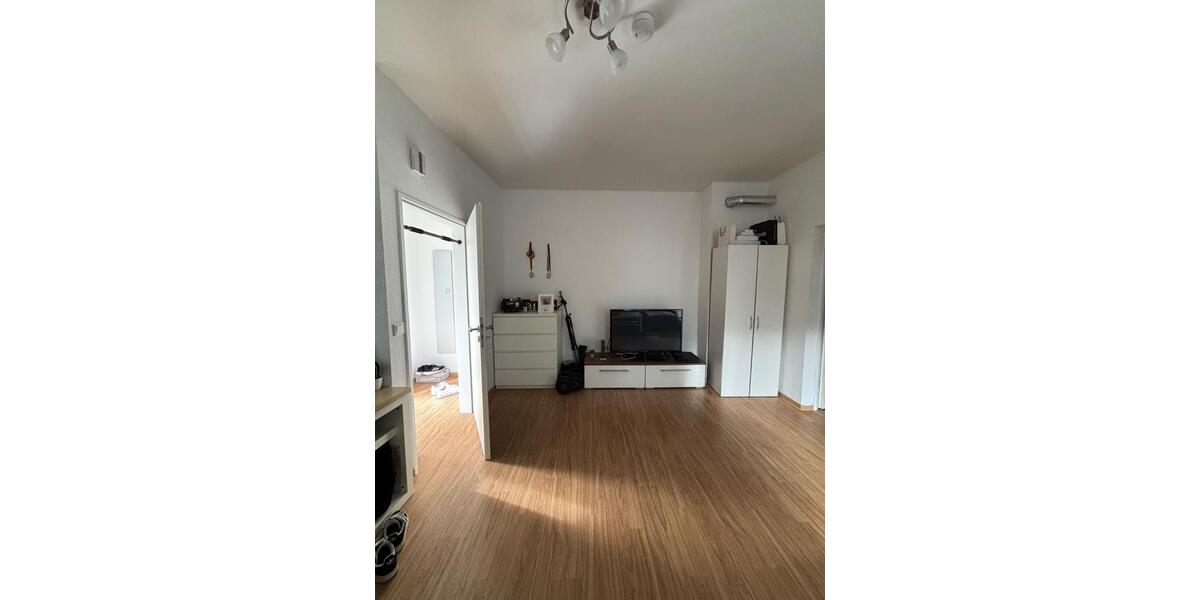 Hochparterre Paderborn - 1 Zimmer, 36 m&sup2;, 528&euro; | Angebot:27595615