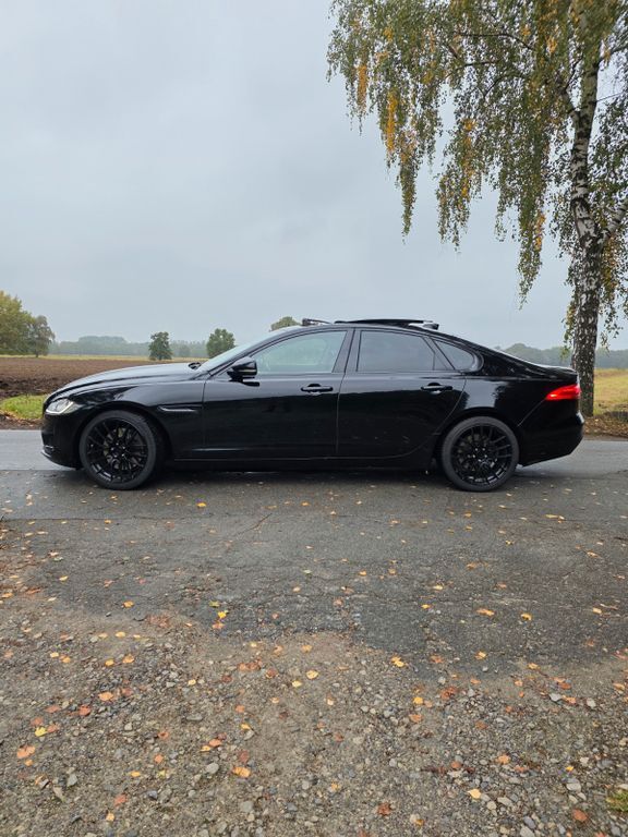 Jaguar XF 139.000 km 17.600 € Lippstadt 59555