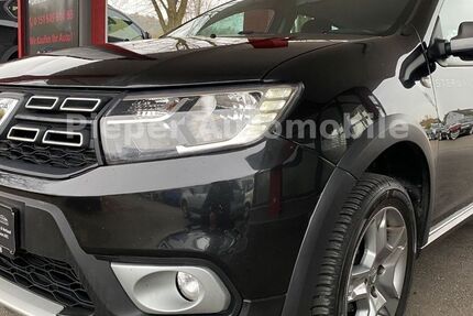 Dacia Sandero 100.000 km 9.690 € Oerlinghausen 33813